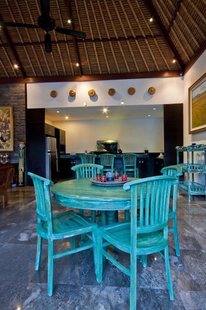 Villa Mahkota Seminyak Exterior foto